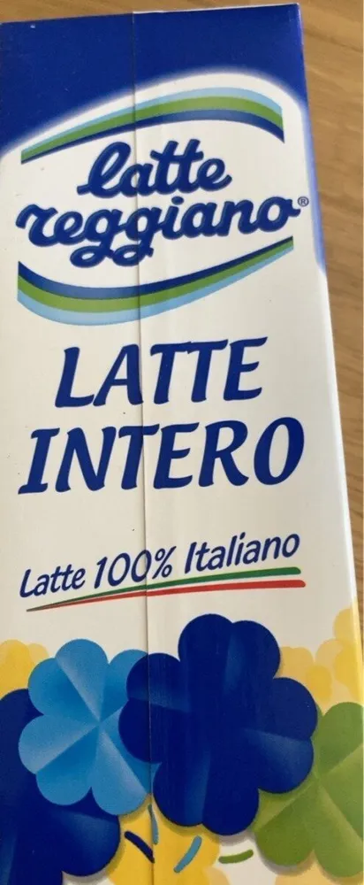 Latte reggiano intero