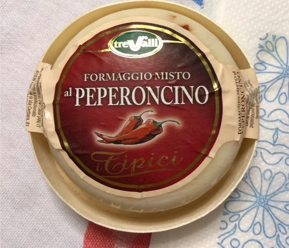Formaggio misto al peperoncino