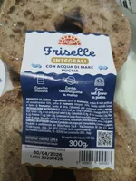 Friselle integrali con acqua di mare Puglia