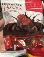 Bombones de chocolate con cereza
