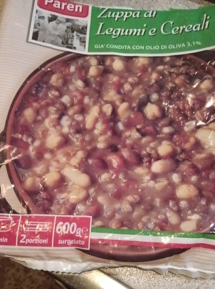 Zuppa di legumi e cereali