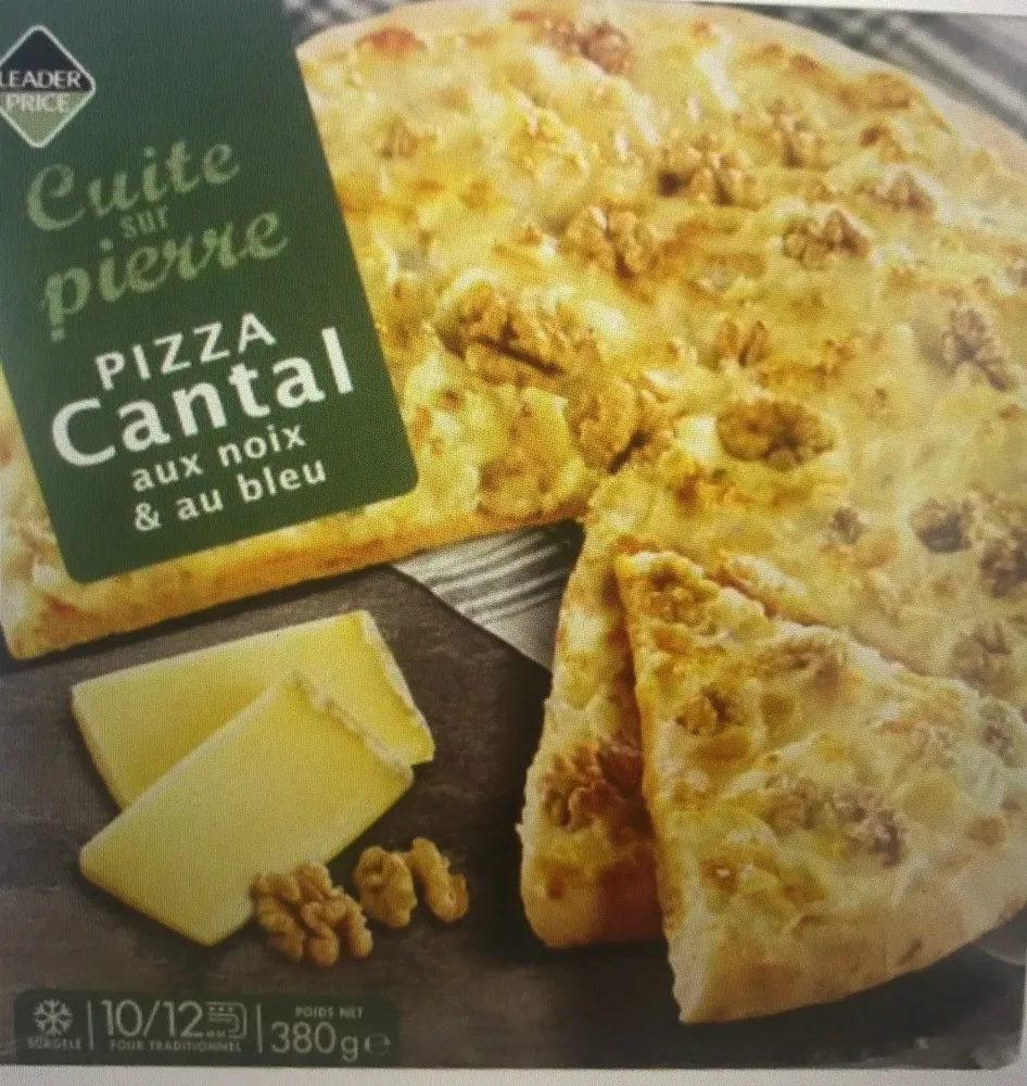 Pizza Cantal aux noix et au bleu