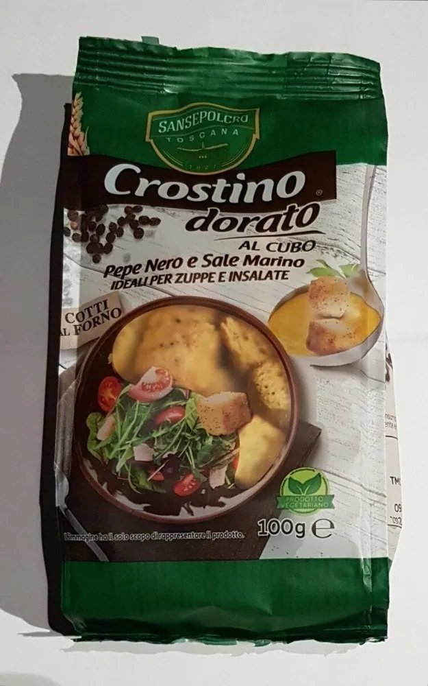 Crostino dorato al cubo pepe nero e sale marino