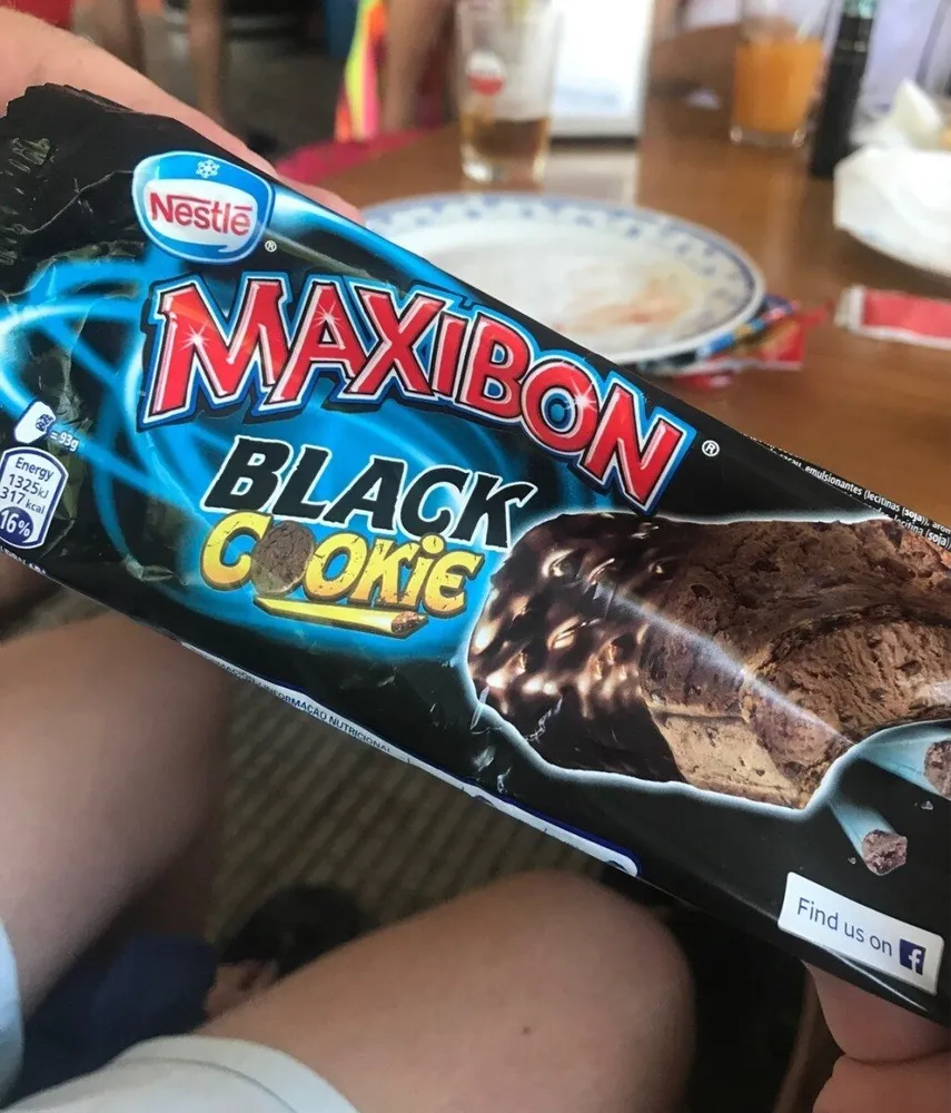 Maxibon black cookie