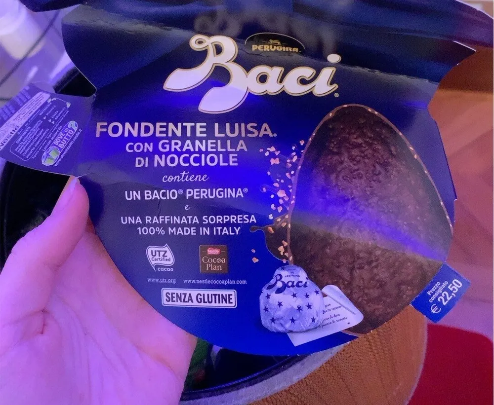 fondrnte luisa con granella di nocciole