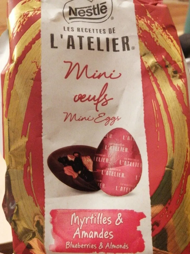 Mini œufs chocolat noir amandes et myrtilles