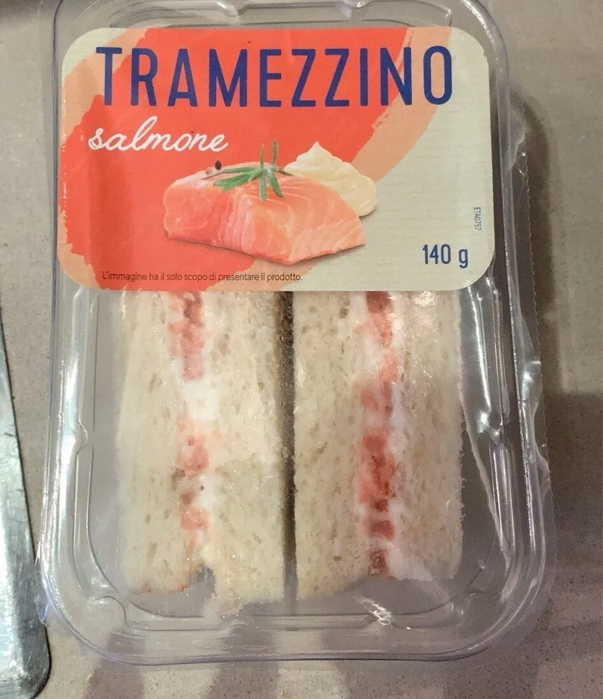 TRAMEZZINO AL SALMONE