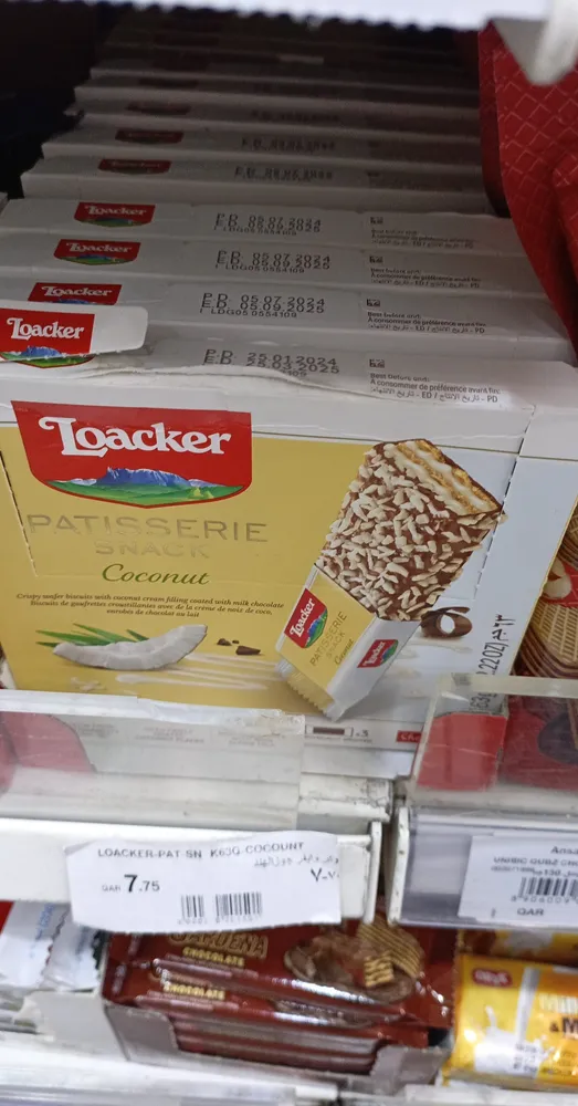Patisserie snack coconut