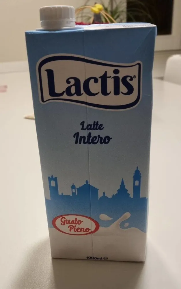 Latte intero