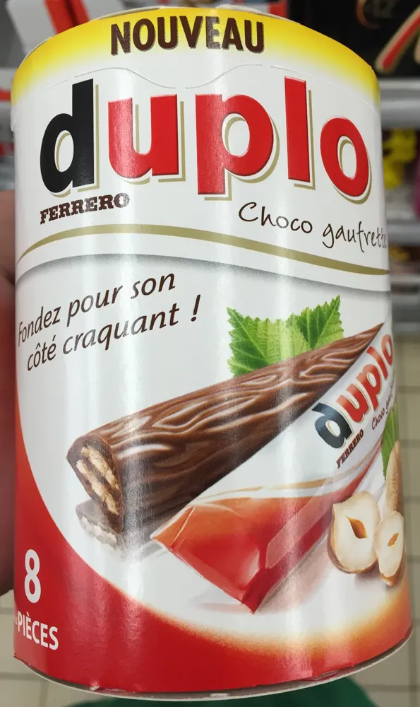 Gaufrettes recouvertes de cacao fondant aux éclats de noisettes