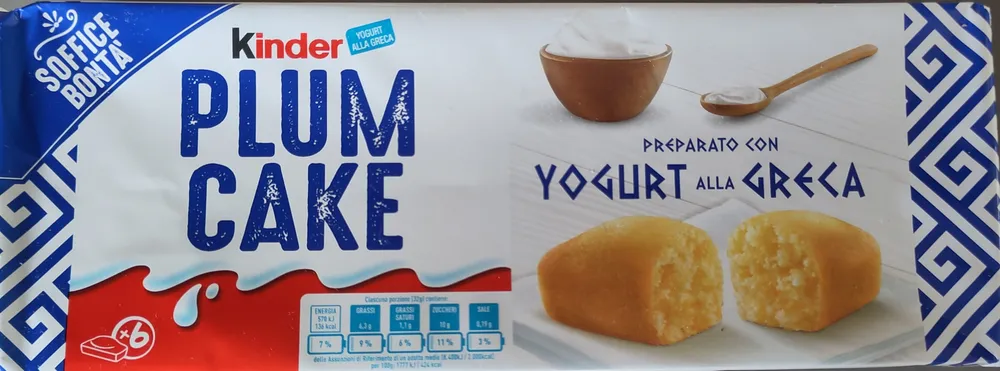 Plum cake preparato con yogurt alla greca