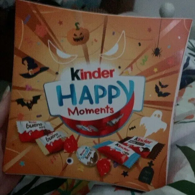 Kinder happy moments