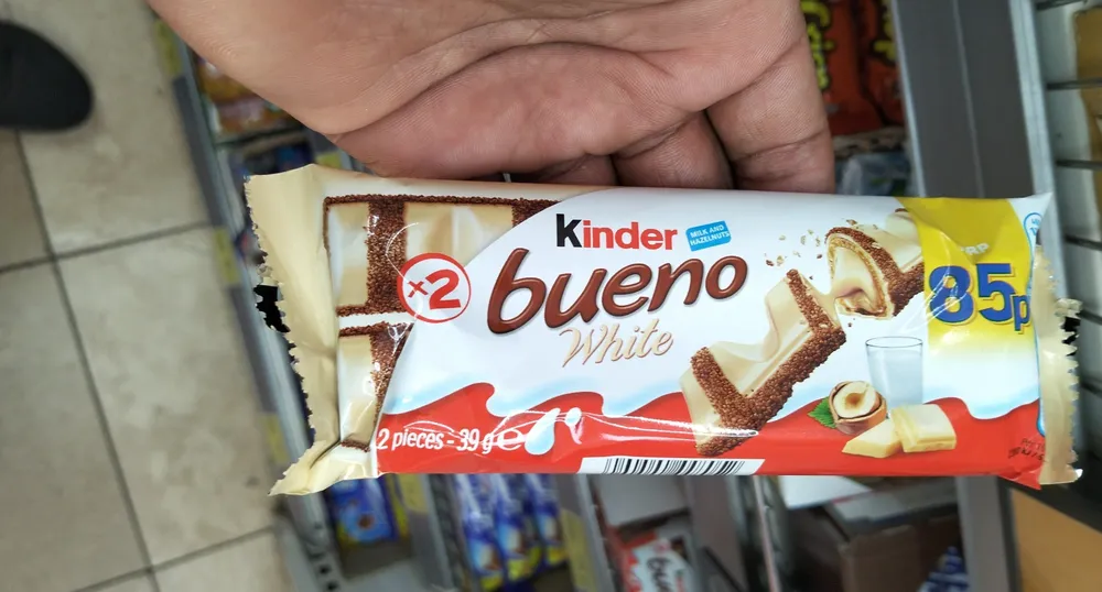kinder buno white