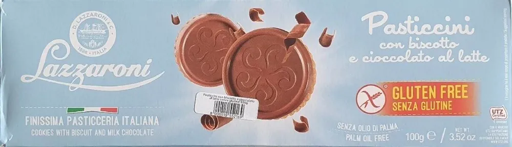 Pasticcini con biscotto e cioccolato al latte