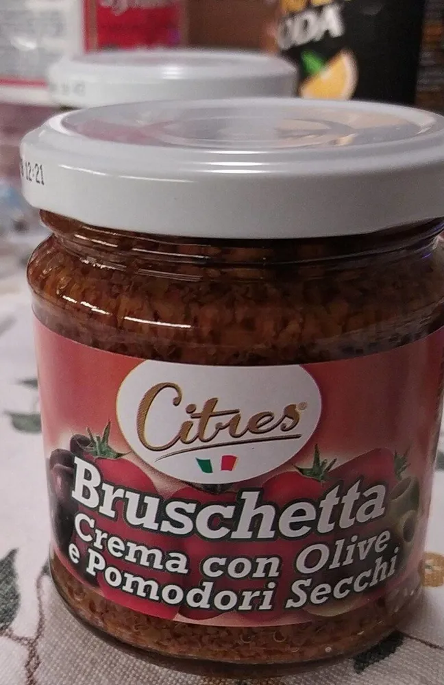 Crema Olive e pomodori secchi