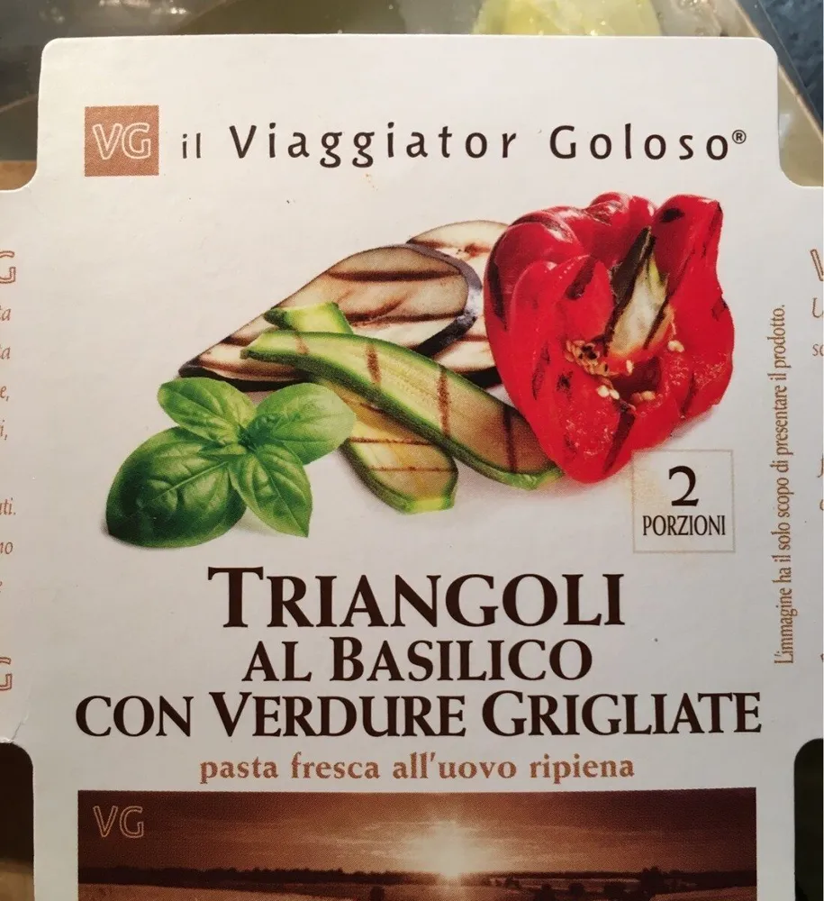 Triangoki al basilico con verdure grigliate