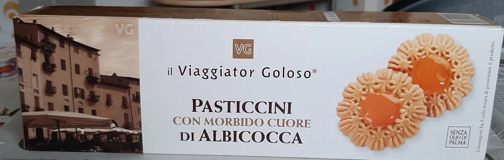 Pasticcini con morbido cuore di albicocca