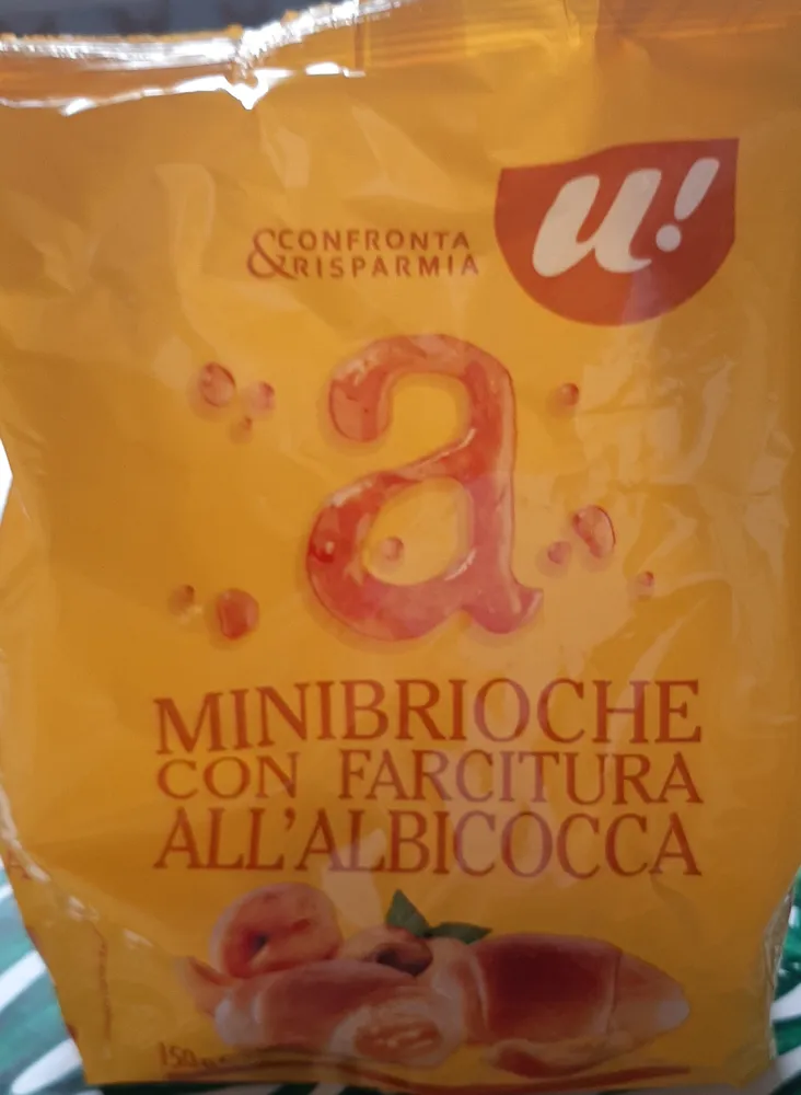 Minibrioche con farcitura all'albicocca