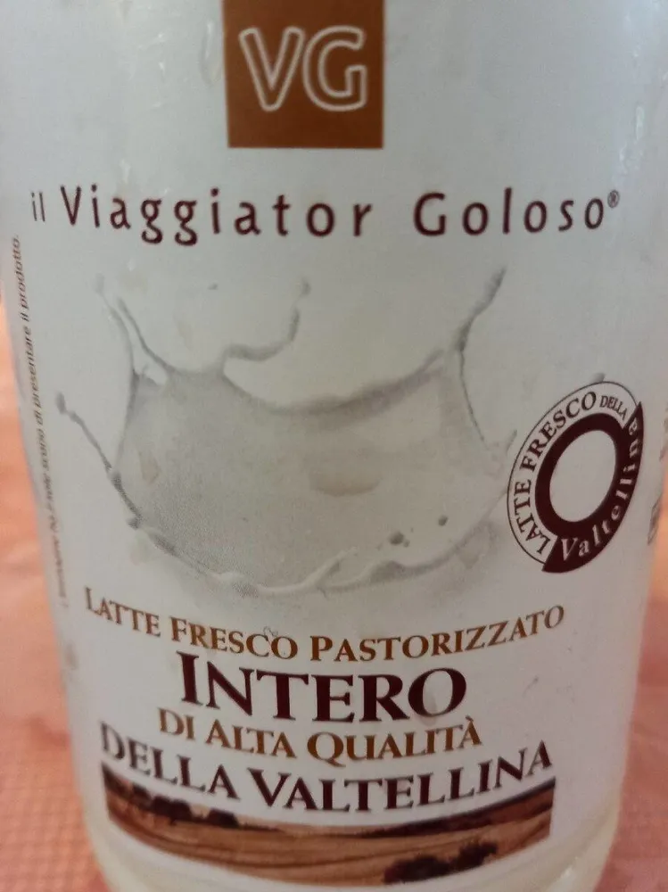 latte fresco pastorizzato intero di alta qualità