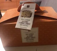 Dolce di pasqua con scorze di arance candite 100% vegetale