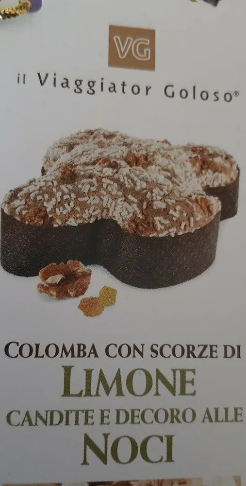 Colomba con scorze di limone e decoro alle noci