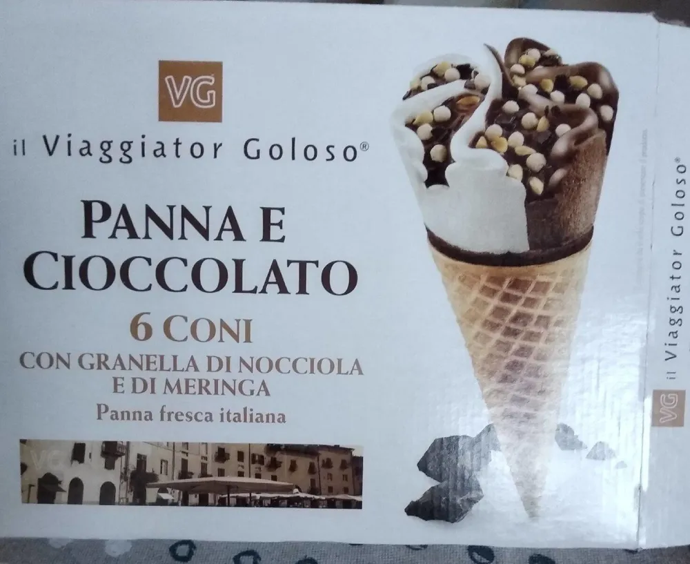 Panna e cioccolato 6 coni con granella di nocciola e di meringa