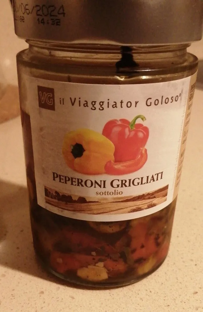 Peperoni grigliati sott'olio