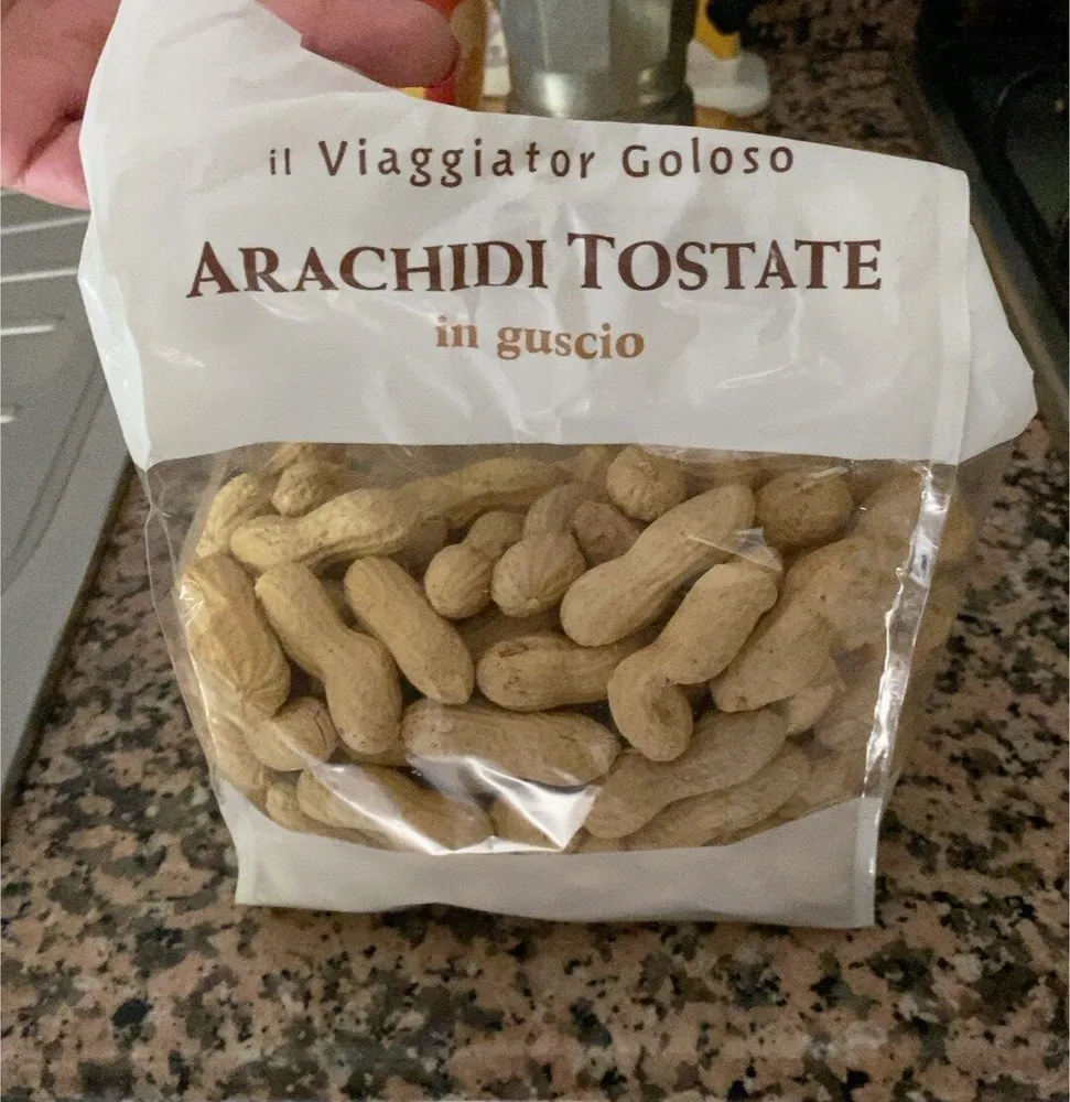 Arachidi tostate in guscio