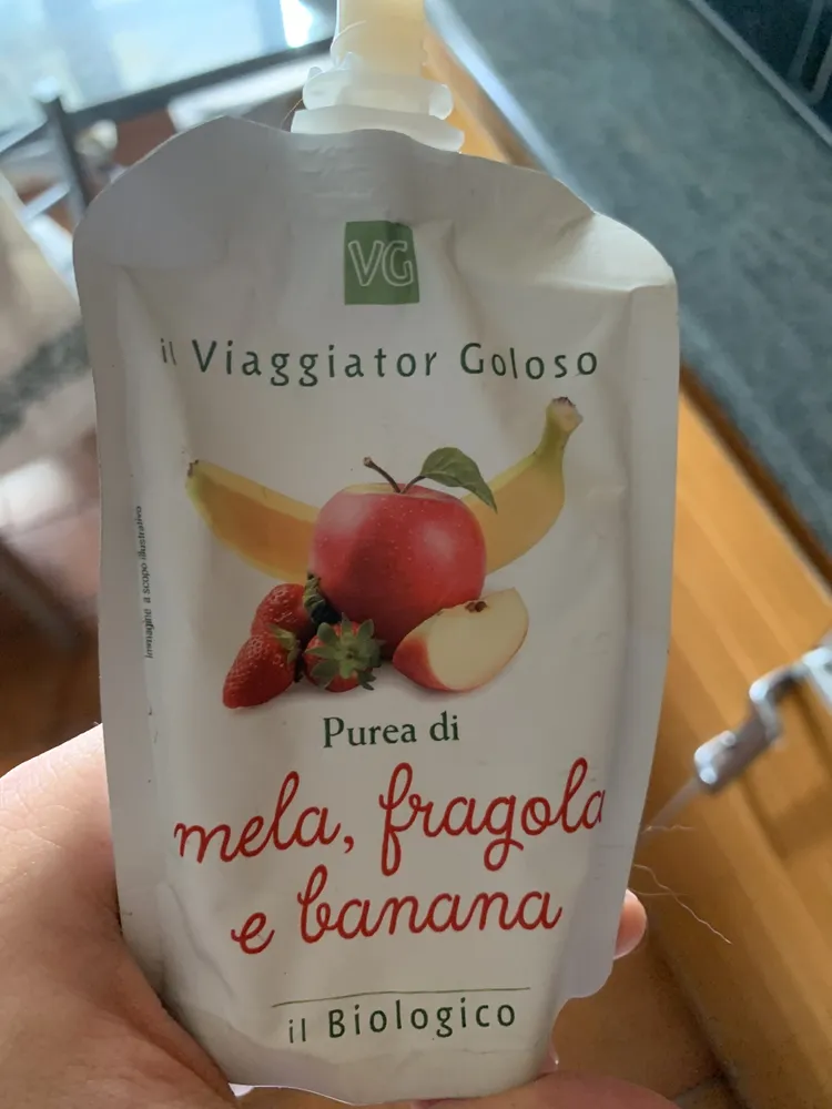Purea di mela fragola e banana