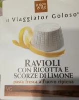 Ravioli con ricotta e scorze di limone