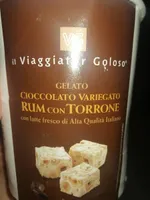 Gelato cioccolato variegato rum con torrone