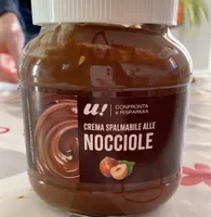 crema spalmabile alle nocciole