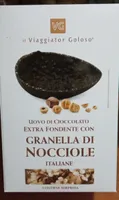 Uovo di cioccolato extra fondente con granella di nocciole