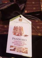 Pandoro con gocce di cioccolato fondente