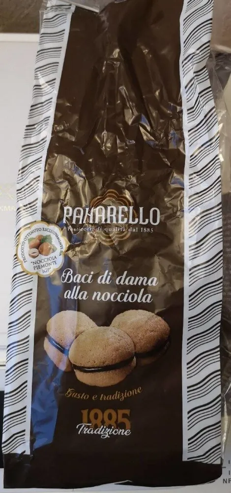 Baci di dama alla nocciola