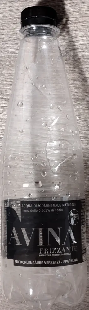 Acqua oligominerale naturale frizzante