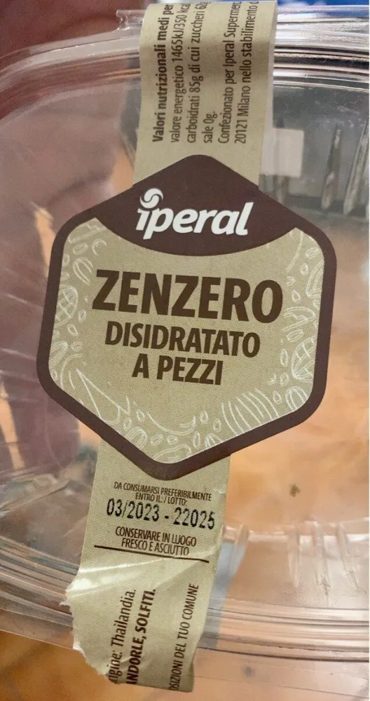Zenzero disidratato a pezzi