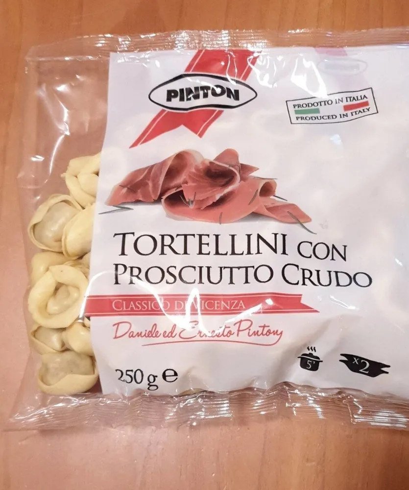 Tortellini con prosciutto crudo