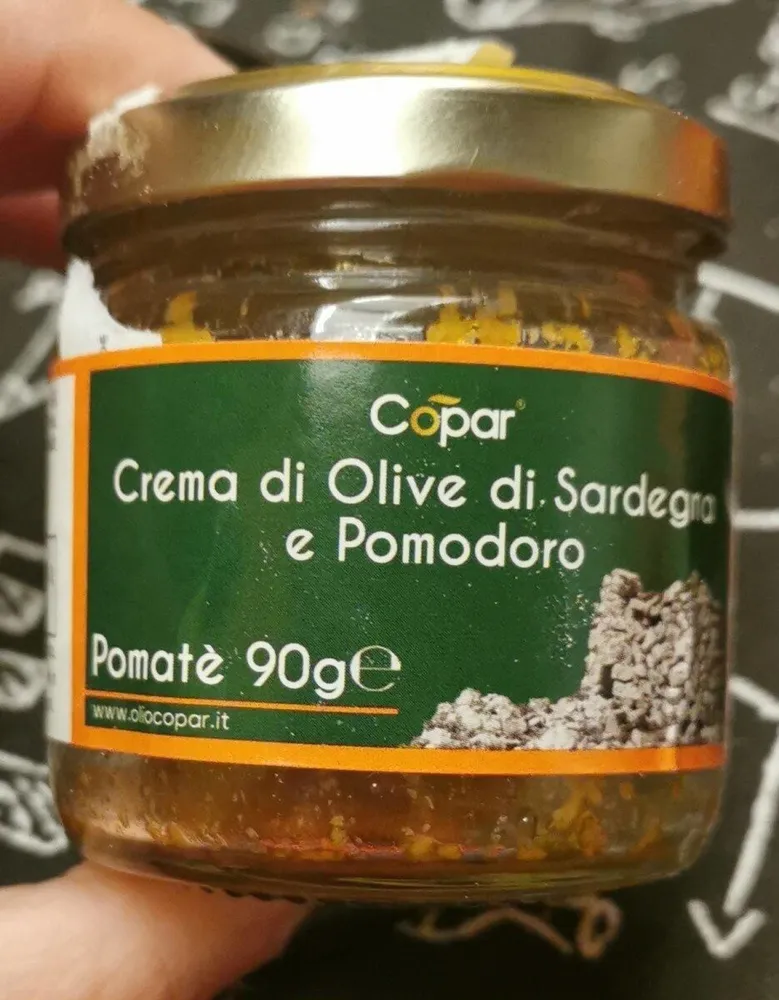 Crema di olive di Sardegna e pomodoro