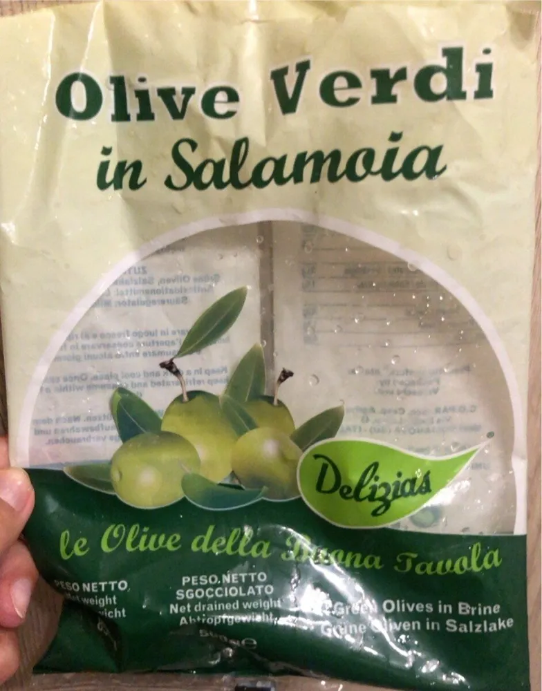 Olive verdi in salamoia