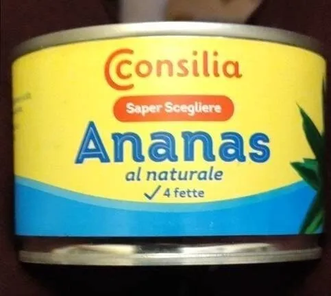 Ananas al naturale