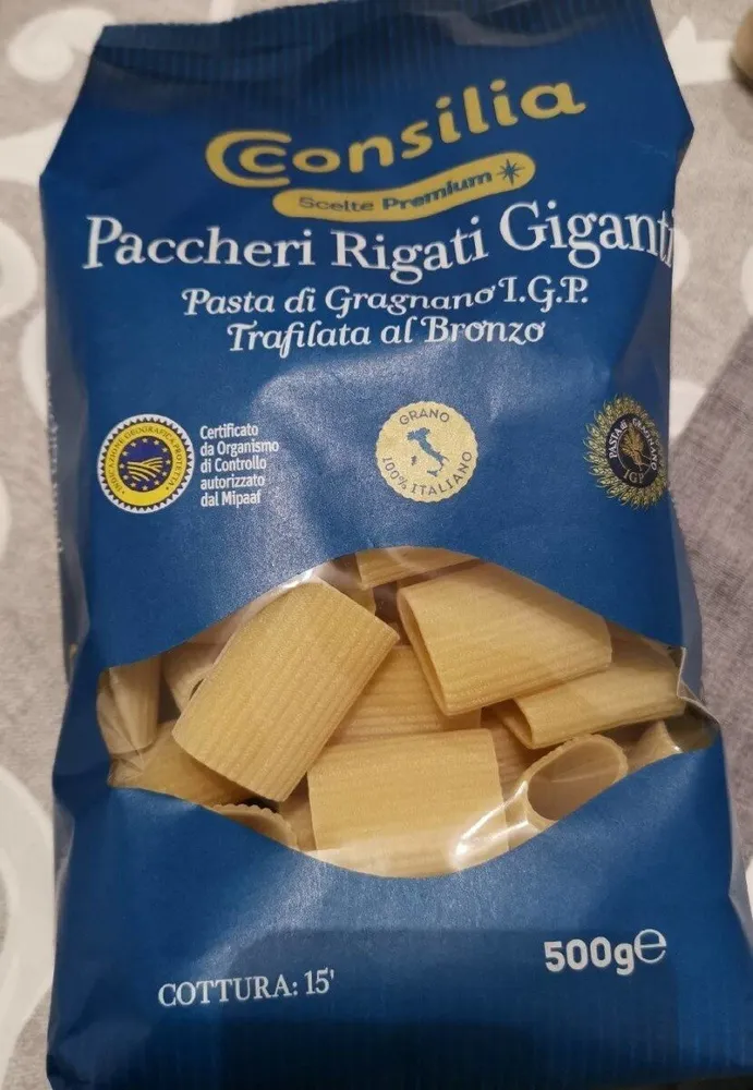 Paccheri rigati giganti