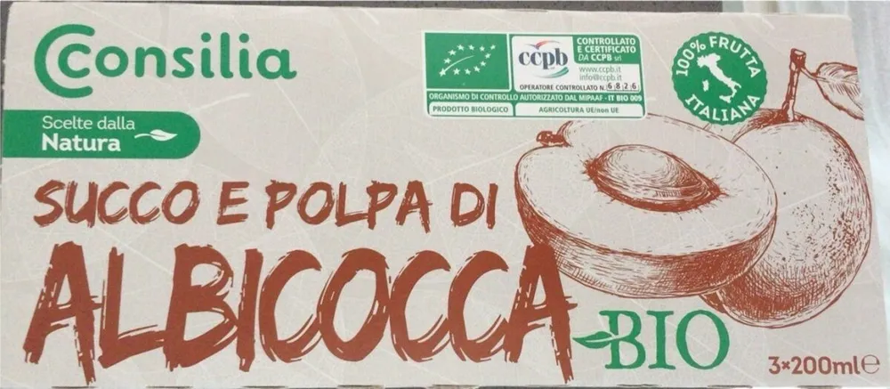Succo e polpa di albicocca