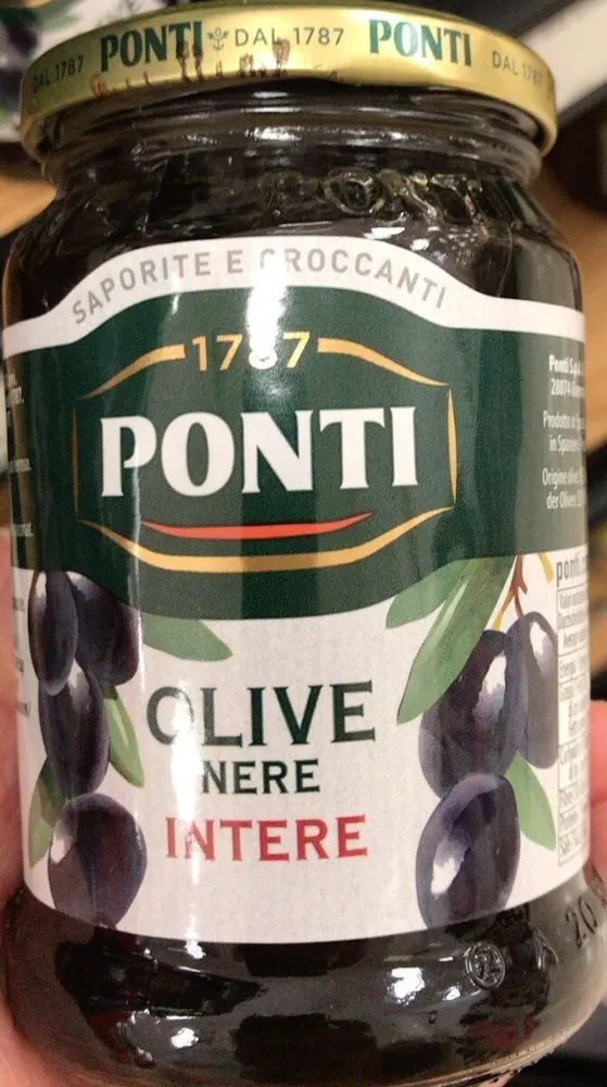 Olive nere intere