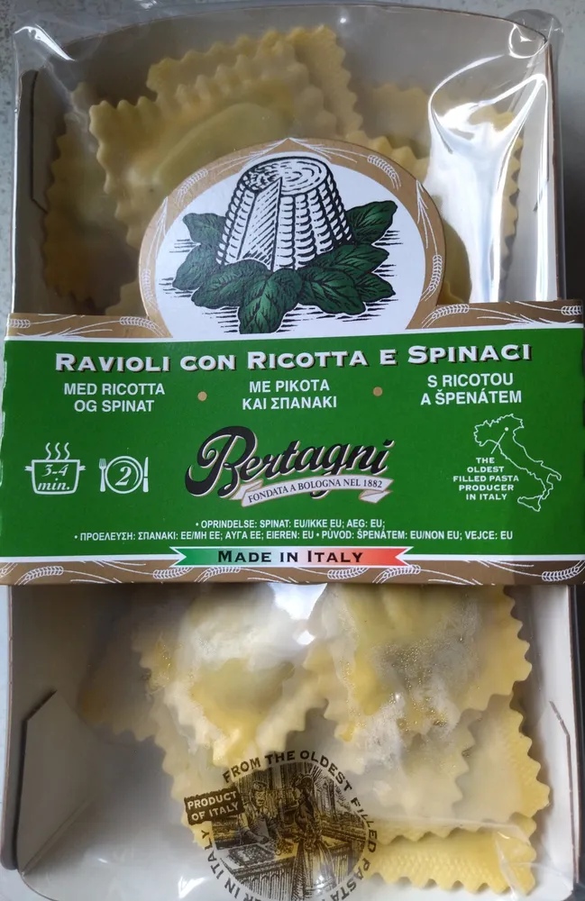Ravioli con ricotta e spinaci