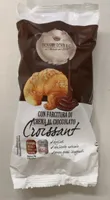 Croissant con farcitura di crema al cioccolato