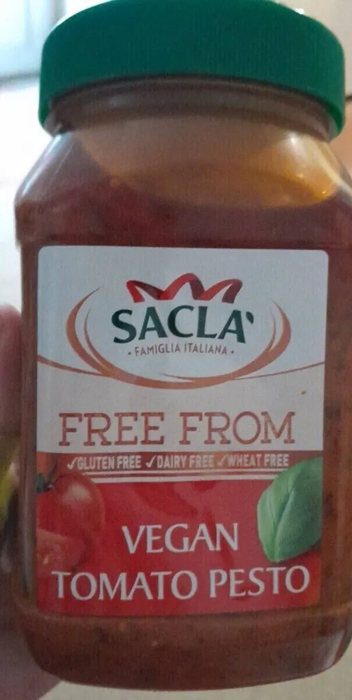 Vegan tomato pesto