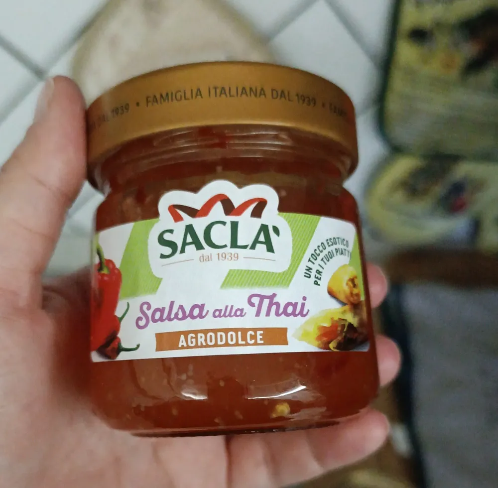 Salsa thai