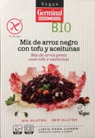 Mix de arroz negro con tofu y aceitunas