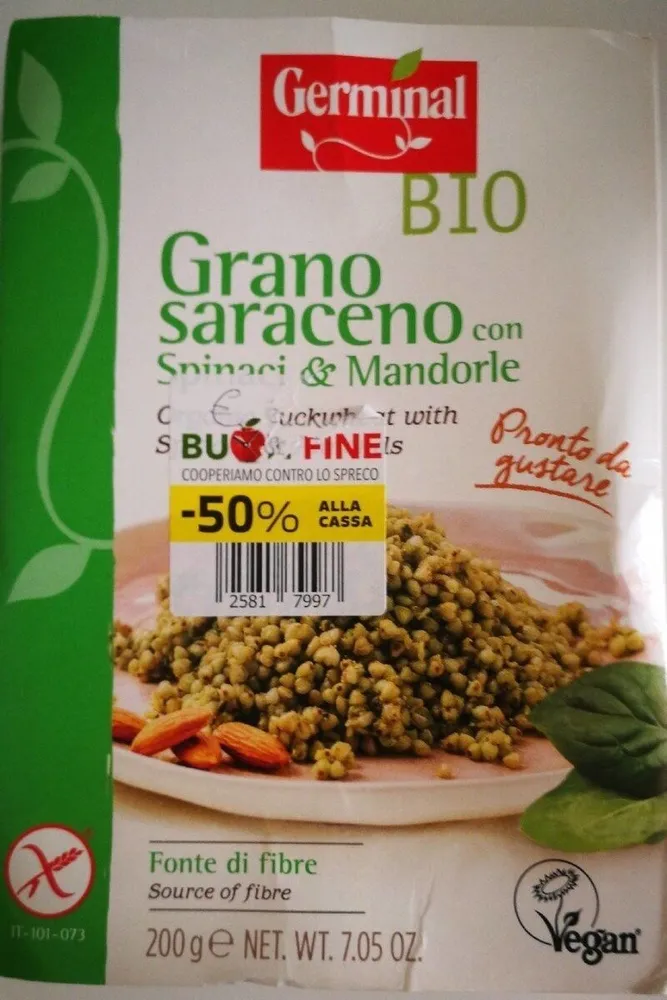 Grano saraceno con spinaci e mandorle